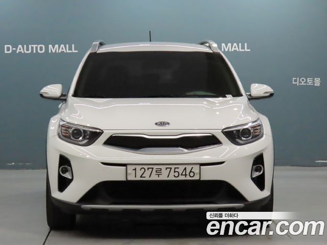 Kia Stonic Diesel 1.6 Trendy — пробег 105 930 км — фото 3 из 5