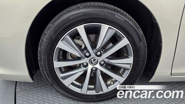 Lexus ES из Кореи Encar