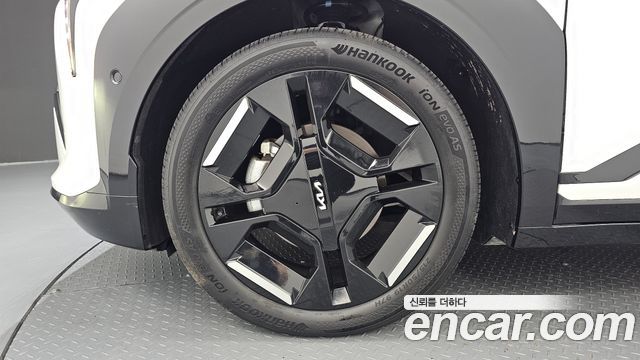 Kia EV3 из Кореи Encar