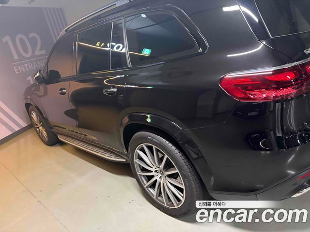 Mercedes-Benz GLS-Class GLS450d 4MATIC — пробег 5 000 км