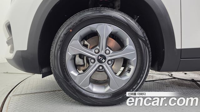 Kia Seltos из Кореи Encar