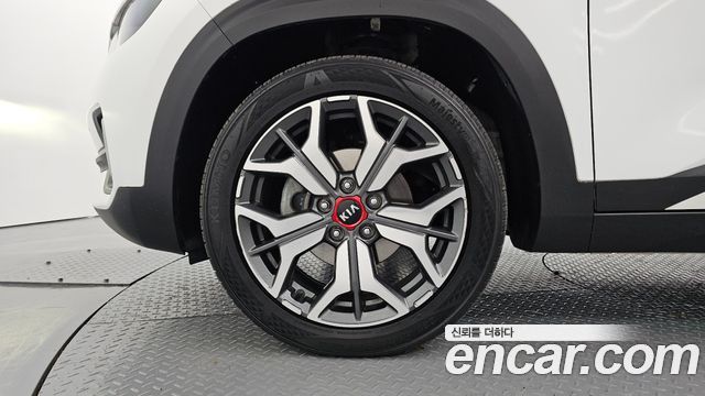 Kia Seltos из Кореи Encar