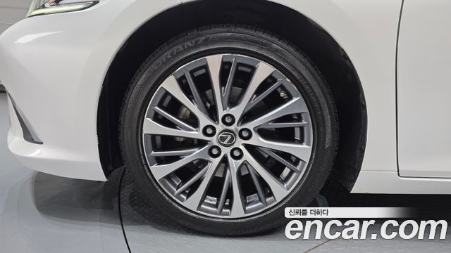 Lexus ES из Кореи Encar