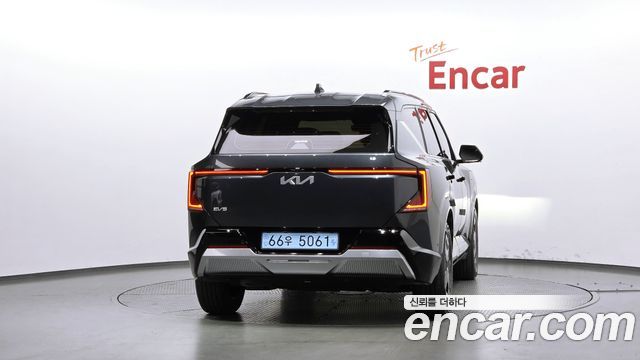 Kia EV5 из Кореи Encar