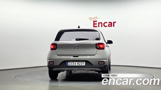 Hyundai Venue из Кореи Encar