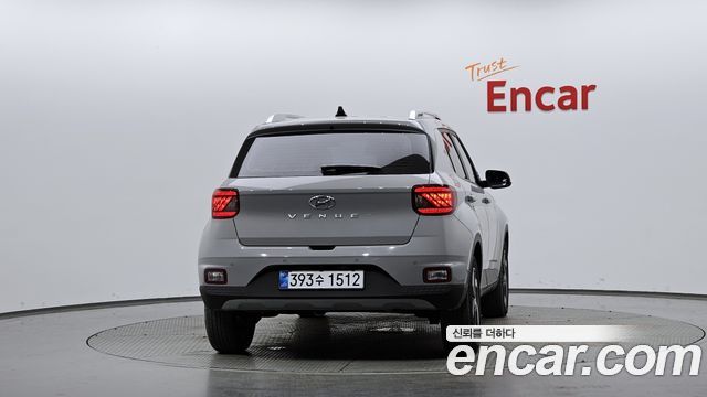 Hyundai Venue из Кореи Encar
