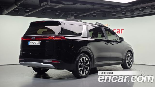Kia Carnival из Кореи Encar