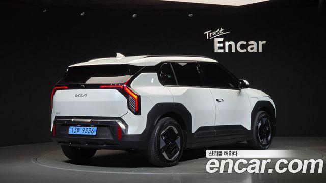 Kia EV3 из Кореи Encar