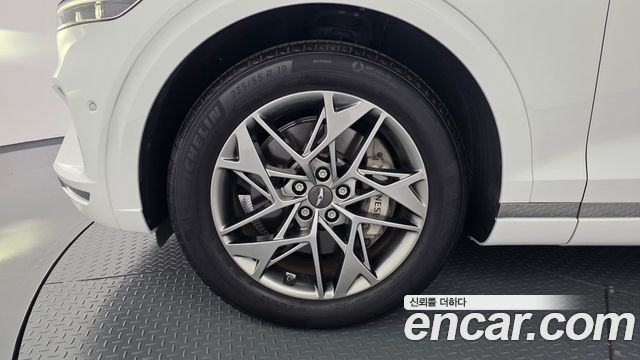 Genesis GV70 из Кореи Encar
