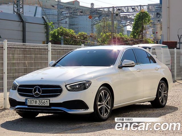 Mercedes-Benz E-Class E350 4MATIC Avantgarde — пробег 52 442 км — фото 2 из 5