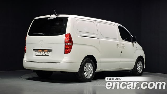 Hyundai Starex Van 3-Seater Smart — пробег 77 763 км — фото 2 из 5
