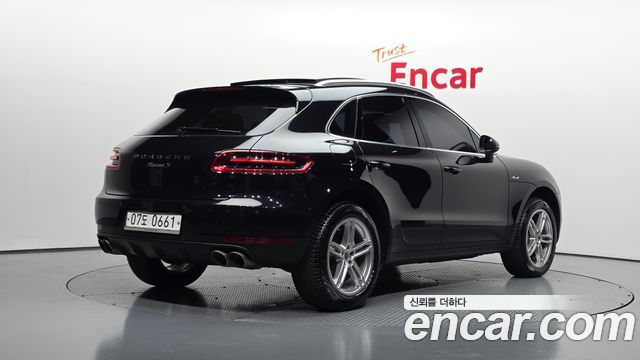Porsche Macan из Кореи Encar