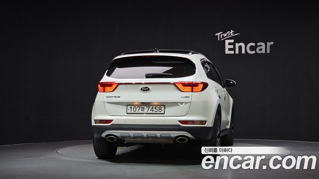 Kia Sportage из Кореи Encar