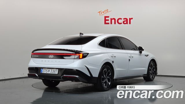 Hyundai Sonata 2.0 Exclusive — пробег 15 459 км — фото 2 из 5