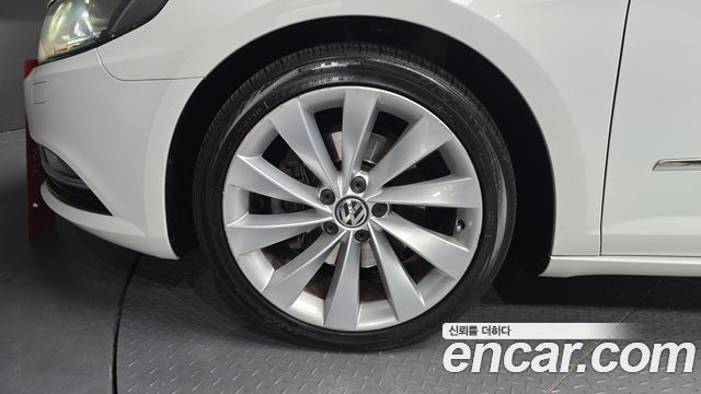 Volkswagen CC 2.0 TDI BlueMotion — пробег 175 304 км — фото 5 из 5