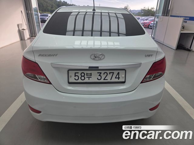 Hyundai Accent Diesel 1.6 VGT Modern — пробег 195 000 км — фото 4 из 5