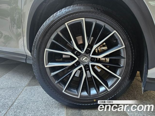 Lexus NX из Кореи Encar