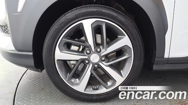 Hyundai Kona из Кореи Encar