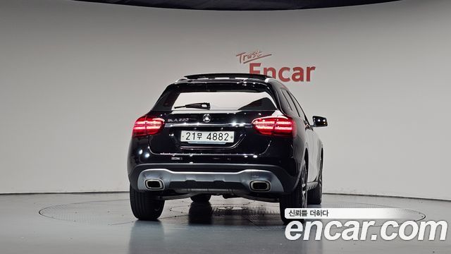 Mercedes-Benz GLA-Class из Кореи Encar