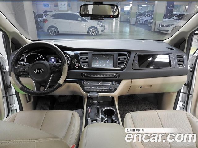 Kia Carnival из Кореи Encar