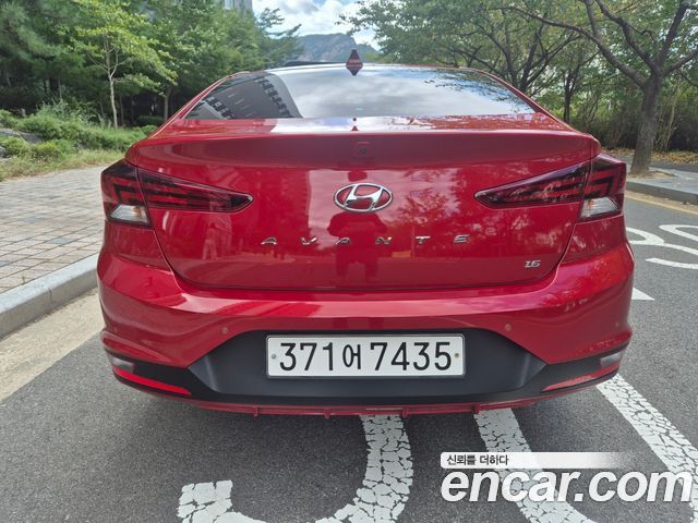 Hyundai AVANTE из Кореи Encar
