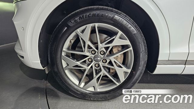 Genesis GV70 из Кореи Encar