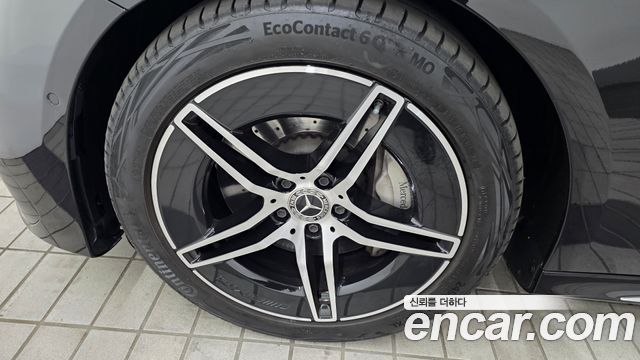 Mercedes-Benz E-Class E300 4MATIC AMG Line — пробег 9 991 км — фото 5 из 5