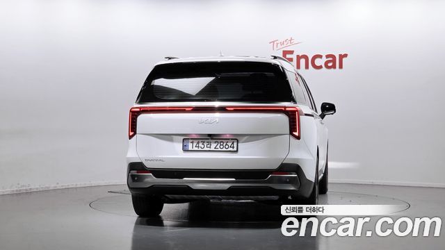 Kia Carnival из Кореи Encar