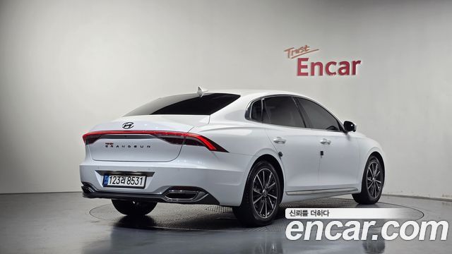 Hyundai Grandeur из Кореи Encar