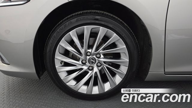 Lexus ES из Кореи Encar