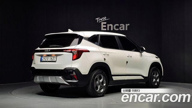 Kia Seltos из Кореи Encar