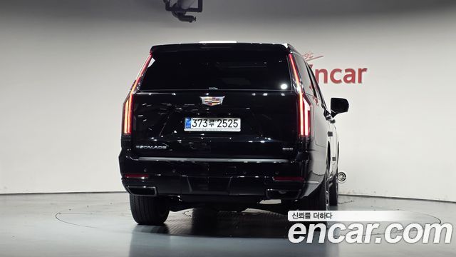 Cadillac Escalade 6.2 Sports Platinum — пробег 14 383 км — фото 4 из 5