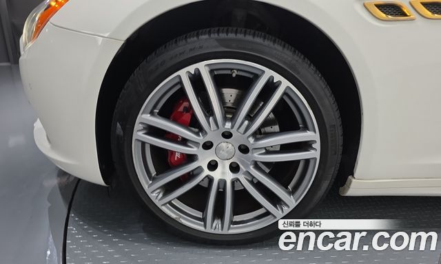 Maserati Quattroporte из Кореи Encar