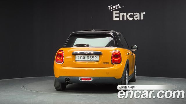 Mini Cooper из Кореи Encar