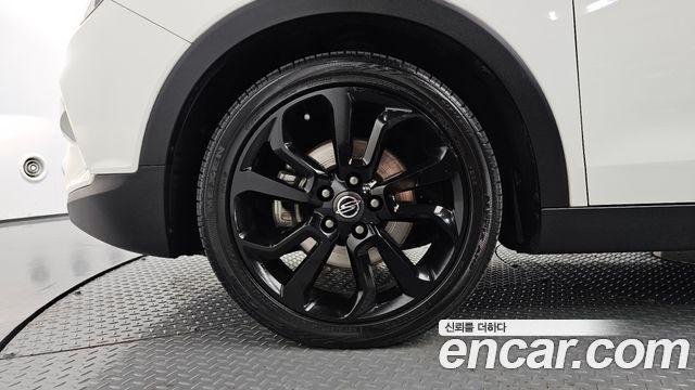 Ssangyong TIBOLI из Кореи Encar