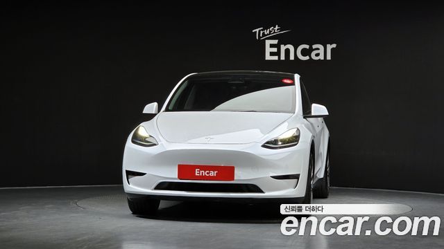 Tesla Model Y RWD — пробег 29 555 км — фото 3 из 5
