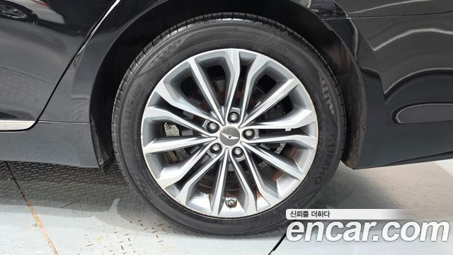 Hyundai Genesis из Кореи Encar