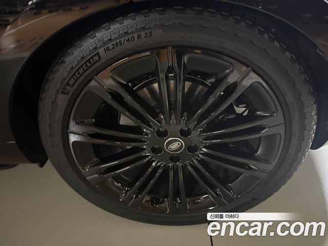Land Rover Range Rover P530 Autobiography Long Wheel Base — пробег 12 000 км — фото 5 из 5