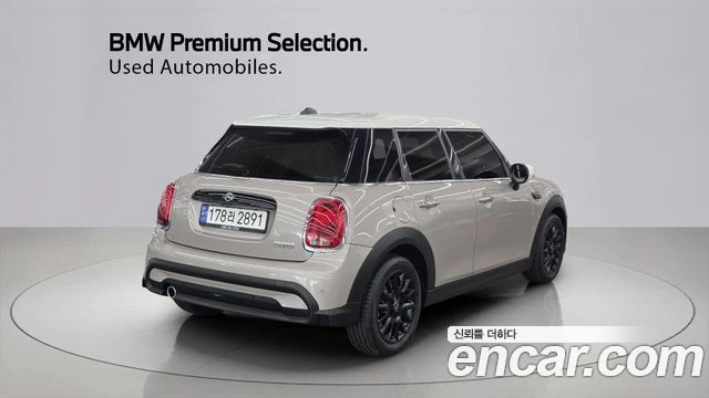 Mini Cooper 5Door Classic Third Generation — пробег 6 015 км — фото 2 из 5
