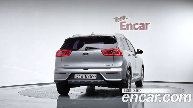 Kia Niro из Кореи Encar