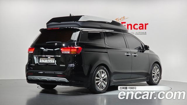 Kia Carnival из Кореи Encar