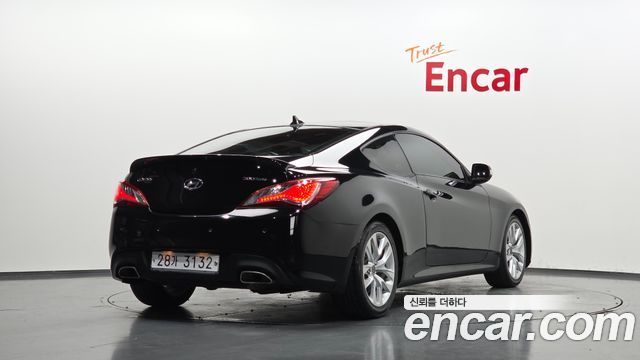 Hyundai Genesis из Кореи Encar