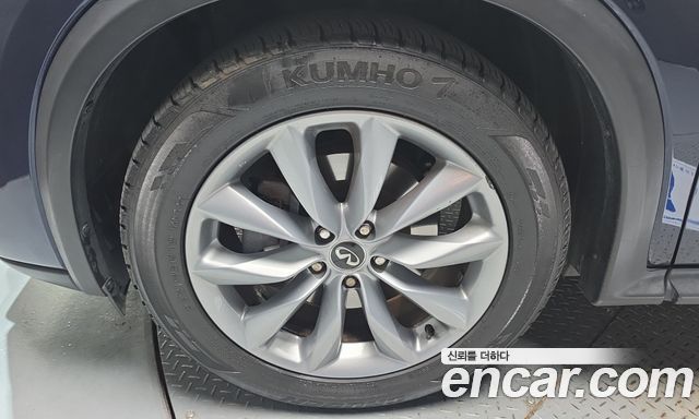 Infiniti QX50 из Кореи Encar