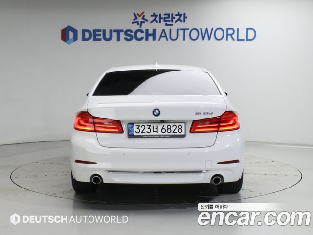 BMW 5-Series 520d Luxury Plus — пробег 140 557 км — фото 4 из 5