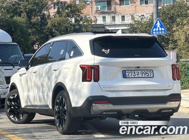 Kia Sorento Gasoline 2.5T 4WD Signature — пробег 9 496 км — фото 2 из 2