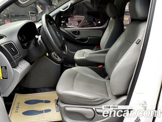 Hyundai Starex Van 5-Seater Style — пробег 134 214 км — фото 5 из 5