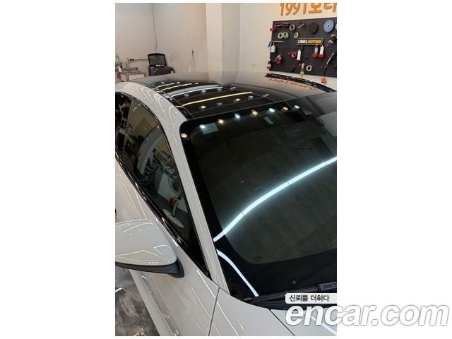Porsche Taycan Base — пробег 23 000 км — фото 3 из 5