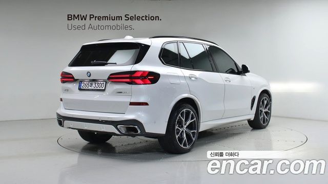BMW X5 xDrive 30d M Sport — пробег 22 788 км — фото 2 из 5