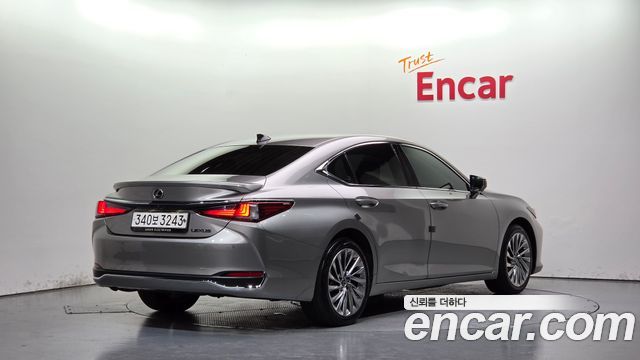 Lexus ES Executive — пробег 129 231 км — фото 2 из 5