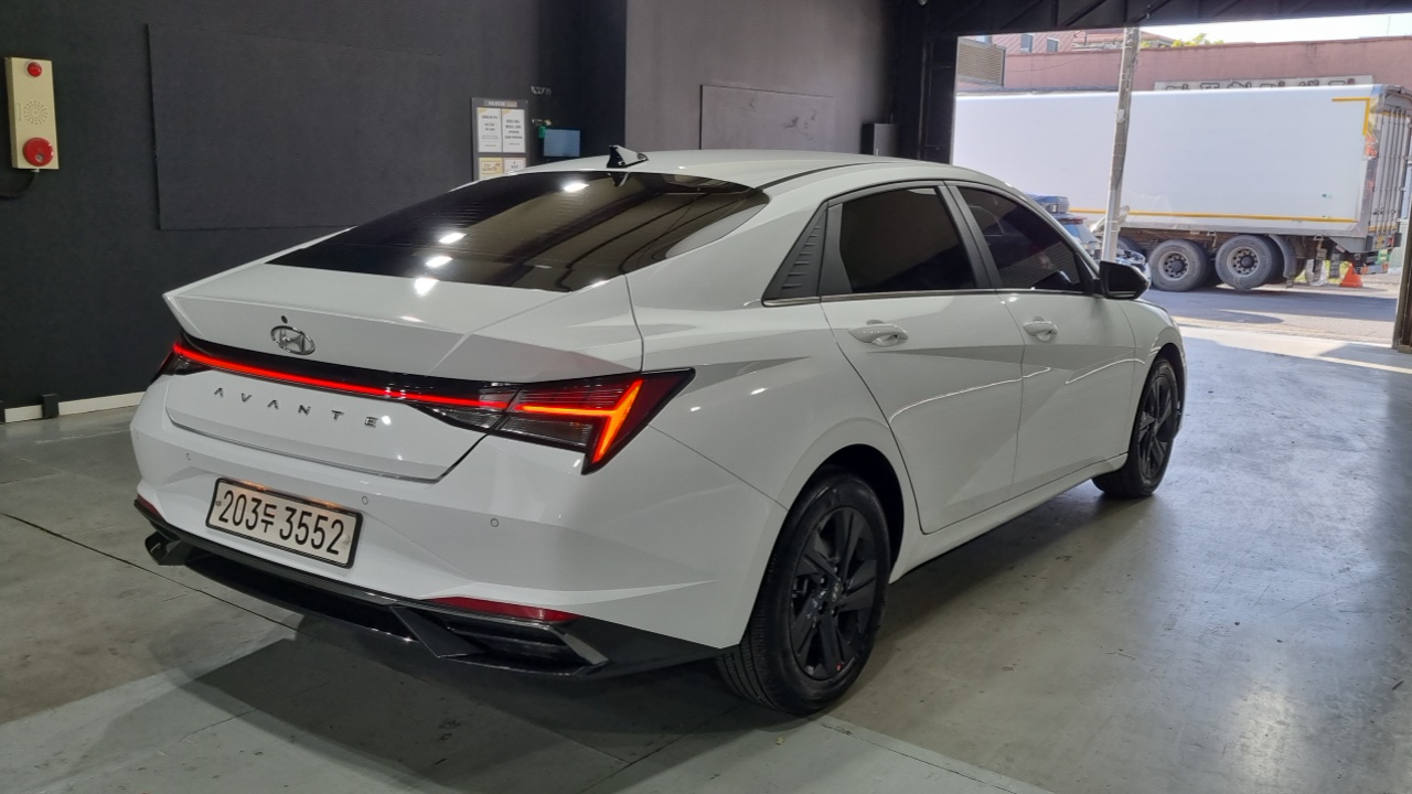 Hyundai AVANTE из Кореи Encar